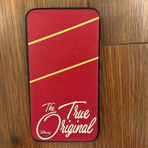 Mickey Mouse hard wallet π°β¨ - Picture 3 of 3